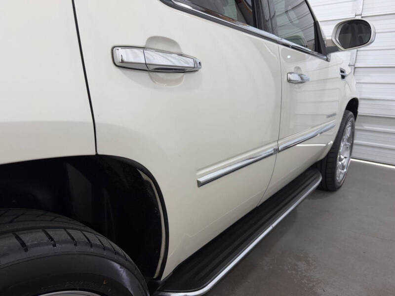 2014 Cadillac Escalade Luxury
