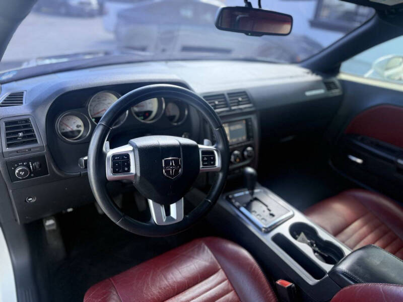 2013 Dodge Challenger R/T Classic