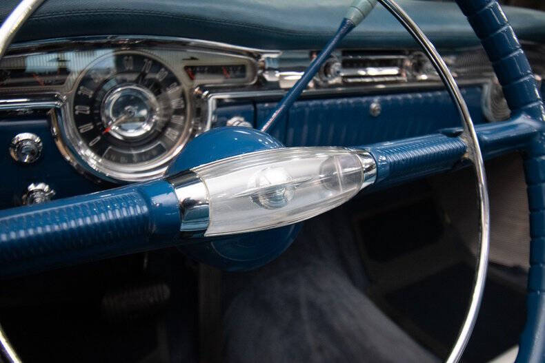 1954 Oldsmobile Starfire