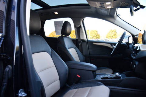 2021 Ford Escape Titanium