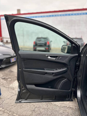 2017 Ford Edge SE