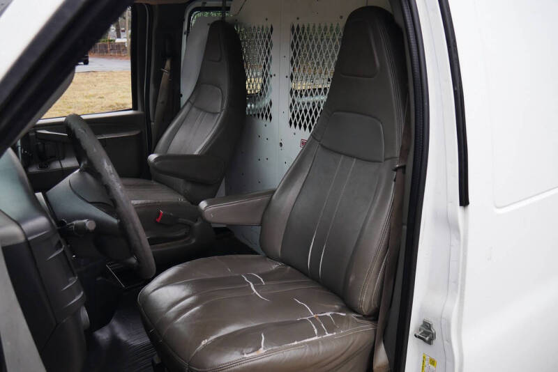 2016 GMC Savana 2500