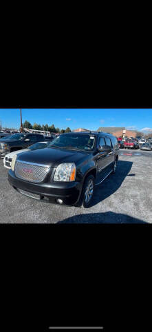 2011 GMC Yukon XL for sale at C'S Auto Sales in Lebanon PA