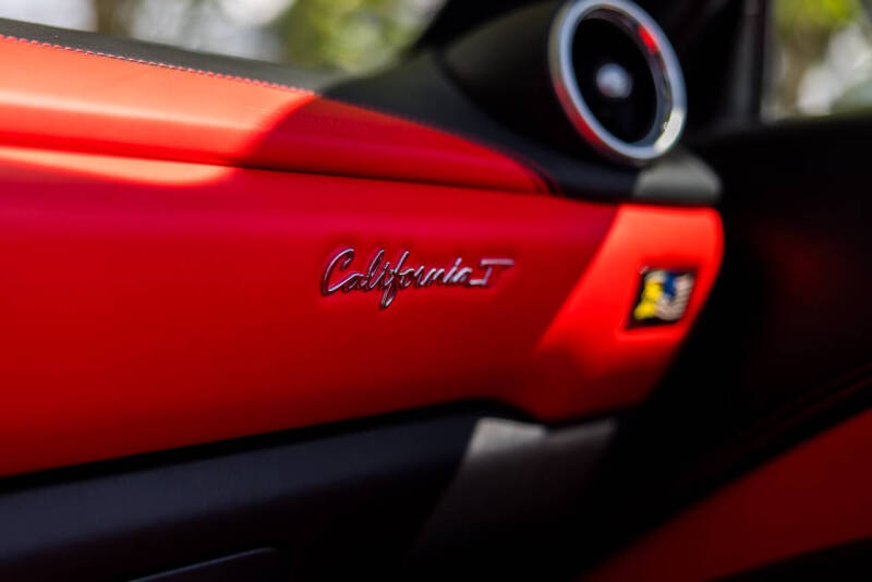 2015 Ferrari California T