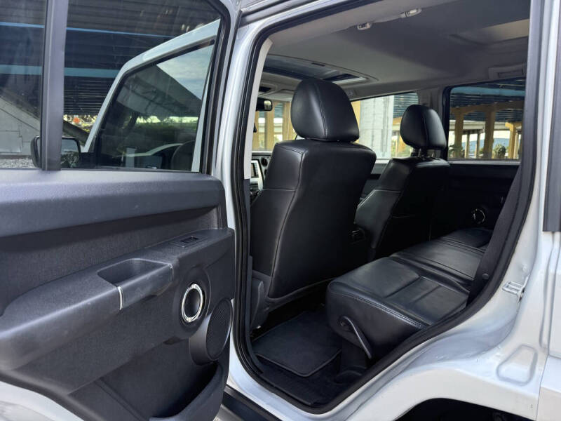 2010 Jeep Commander Sport