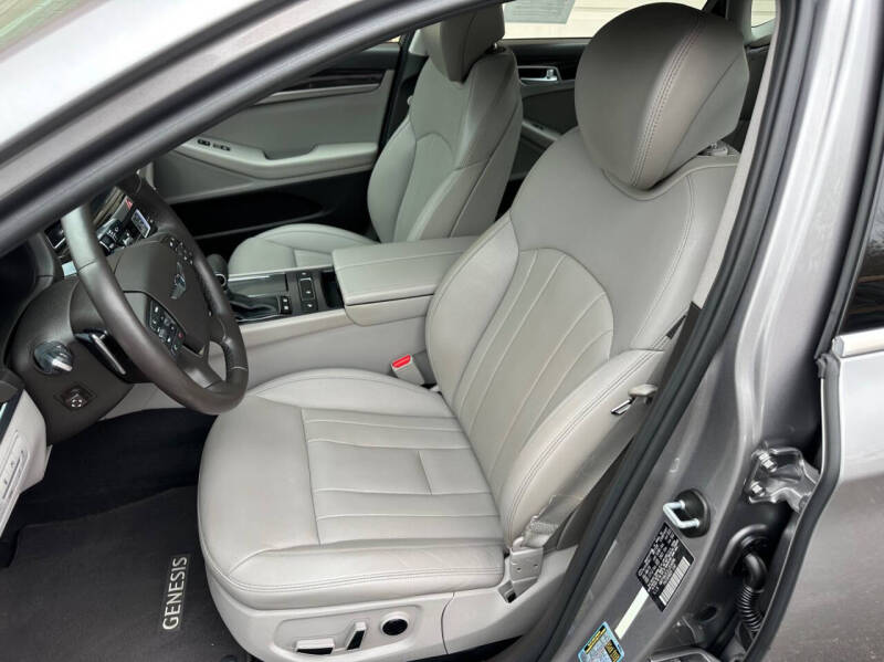 2020 Genesis G80