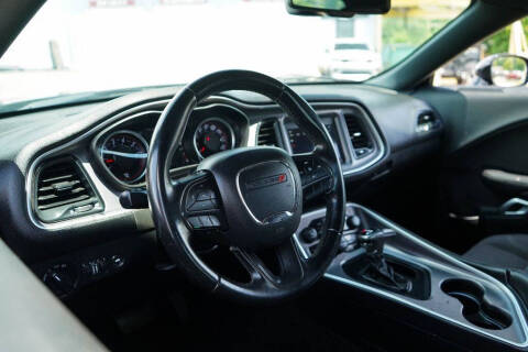 2019 Dodge Challenger SXT