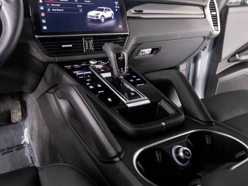 2023 Porsche Cayenne