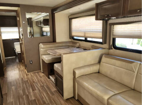 2018 Thor Motor Coach Ace 30.3