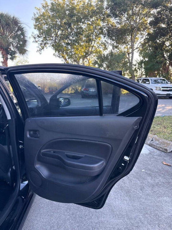 2022 Mitsubishi Mirage G4