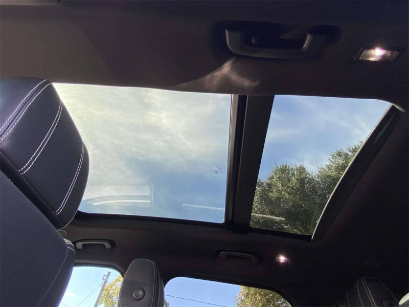 2021 Land Rover Range Rover Velar P250 R-Dynamic S