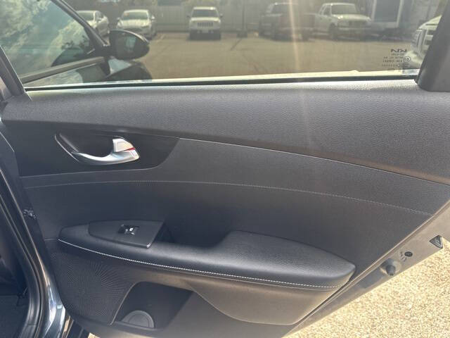 2021 Kia Forte GT Line