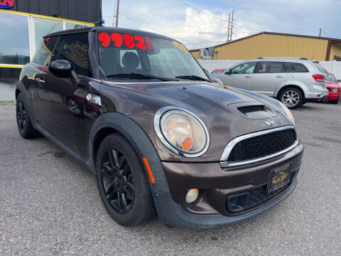 2012 MINI Cooper Hardtop for sale at BELOW BOOK AUTO SALES in Idaho Falls ID