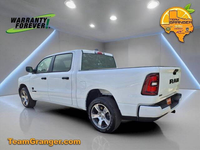 2025 RAM 1500 Express