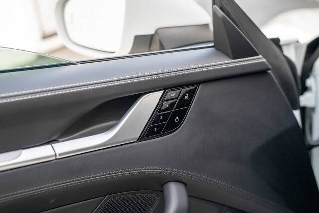 2020 Porsche 911 22
