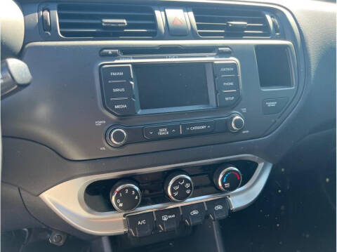 2015 Kia Rio 5-Door