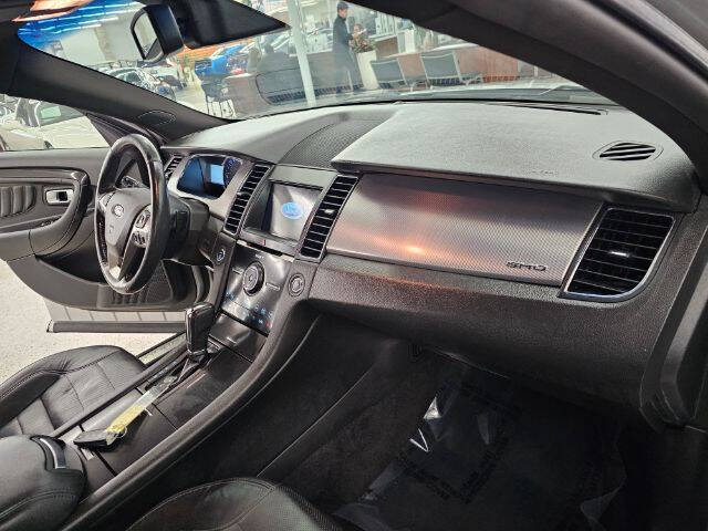 2017 Ford Taurus SHO