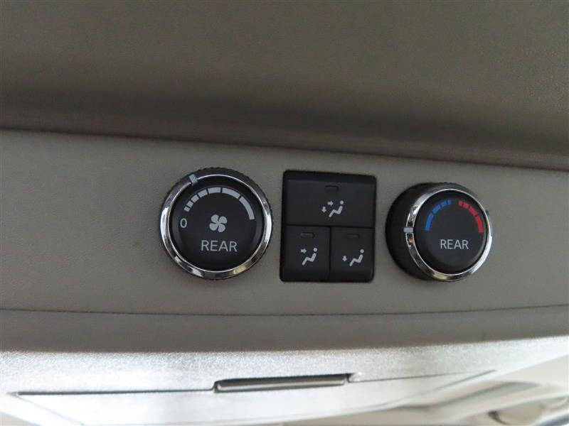 2013 Nissan Armada Platinum