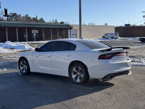 2016 Dodge Charger SXT