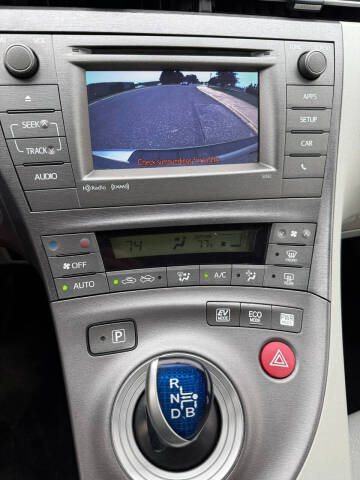 2013 Toyota Prius Three