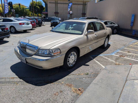 2007 Lincoln Town Car for sale at Auto City in Redwood City CA