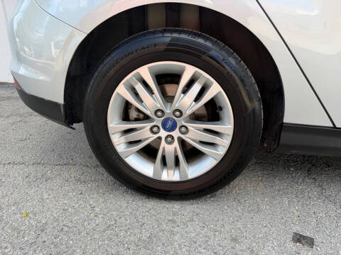 2012 Ford Focus SEL