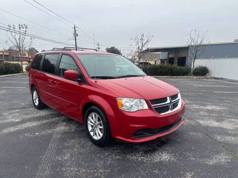 2014 Dodge Grand Caravan SXT 30th Anniversary