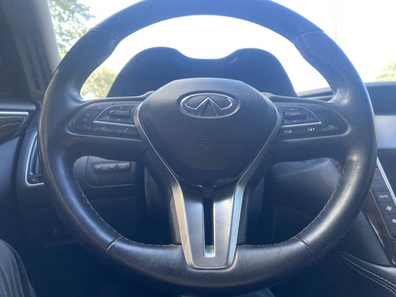 2018 Infiniti Q50 3.0T Luxe