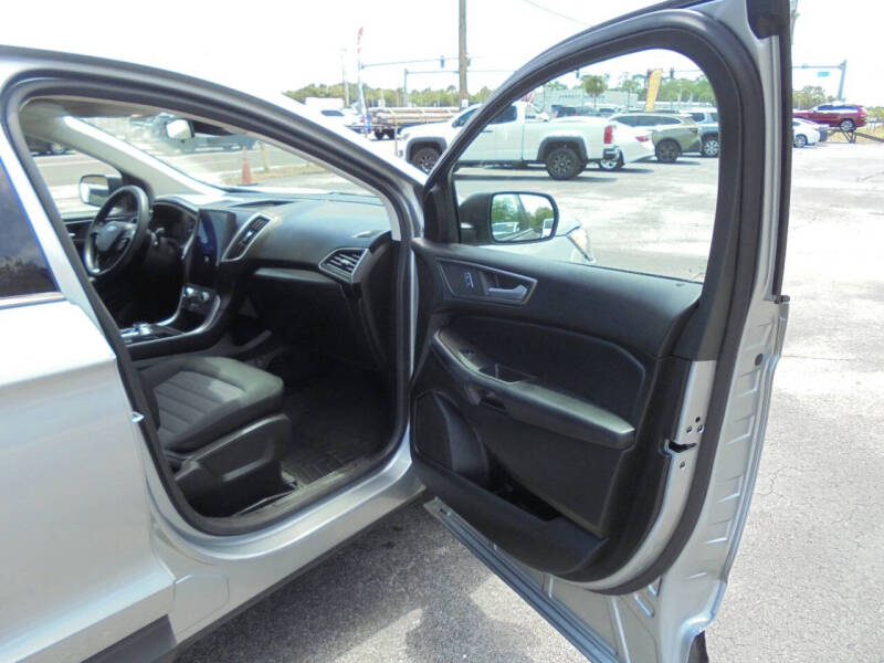 2024 Ford Edge SE