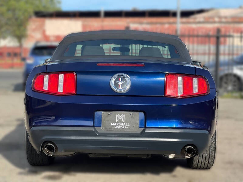 2012 Ford Mustang V6 Premium
