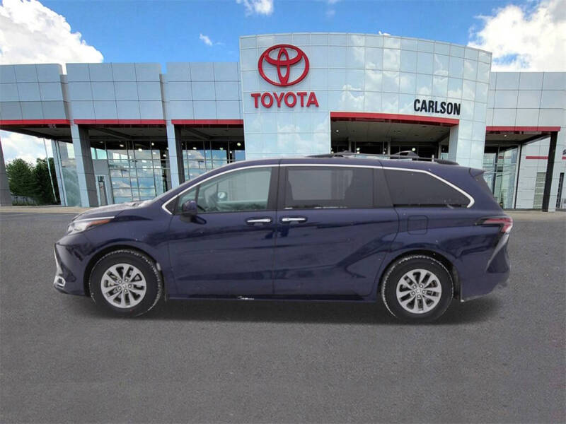 2023 Toyota Sienna XLE 7-Passenger