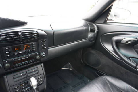 2001 Porsche 911 Carrera
