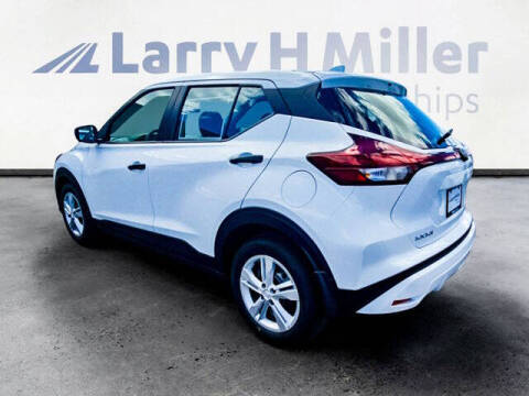 2025 Nissan Kicks Play S