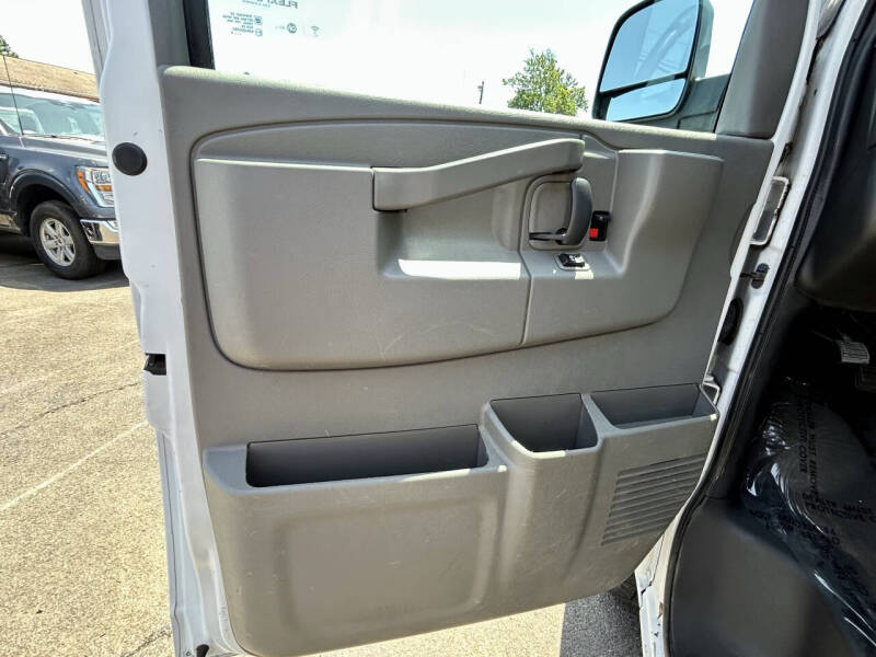 2016 Chevrolet Express LT 3500