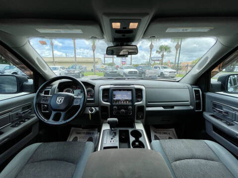 2013 RAM 1500 SLT
