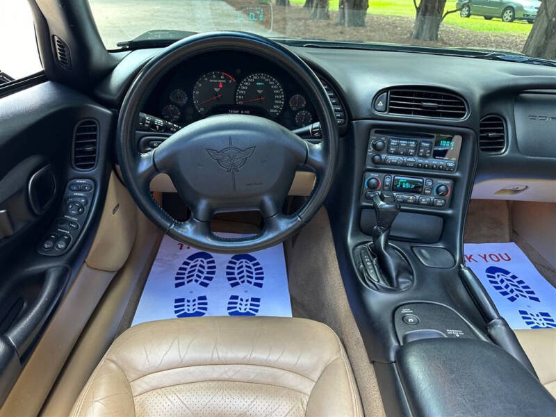 2004 Chevrolet Corvette