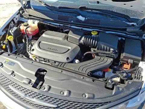 2021 Chrysler Voyager L