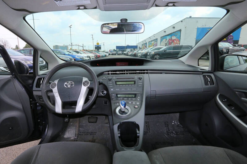 2010 Toyota Prius II