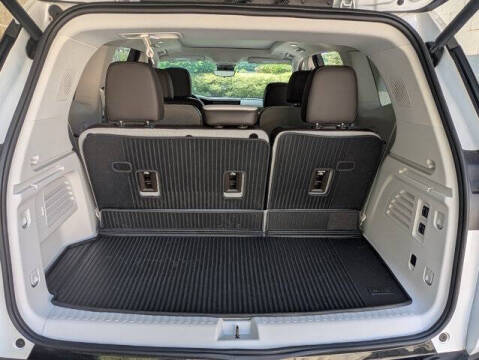 2025 GMC Acadia Denali