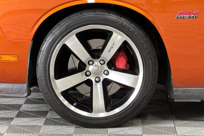 2011 Dodge Challenger SRT8 392