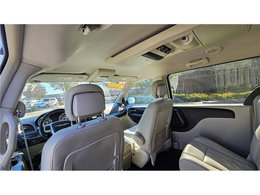 2013 Chrysler Town and Country for sale at VIP AUTO SALES, INC. in Modesto, CA