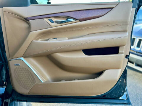 2016 Cadillac Escalade Platinum