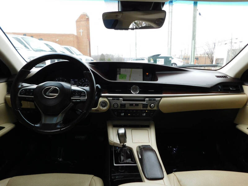 2017 Lexus ES 350