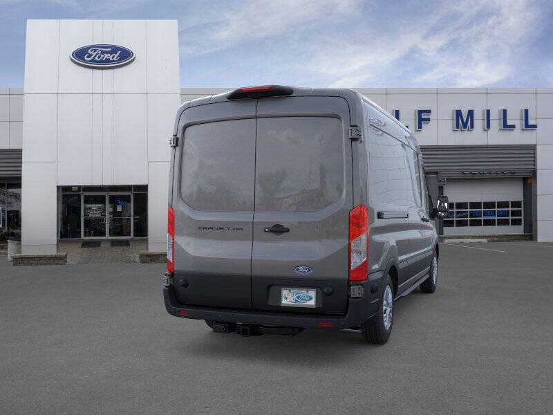 2026 Ford Transit 250