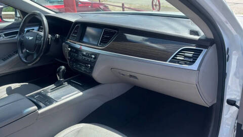 2016 Hyundai Genesis