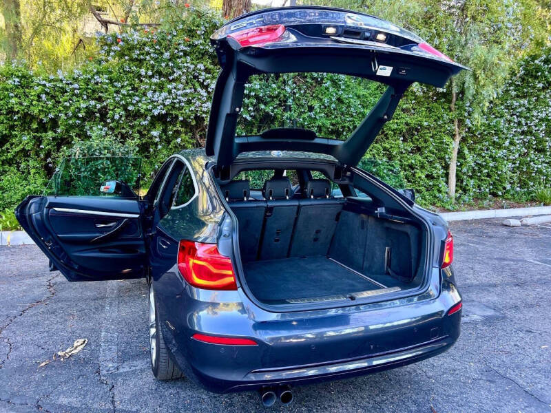 2017 BMW 3 Series 330i xDrive Gran Turismo