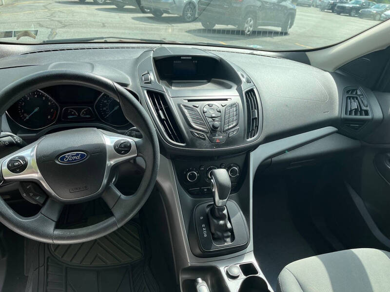 2015 Ford Escape SE
