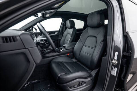 2025 Porsche Cayenne Coupe