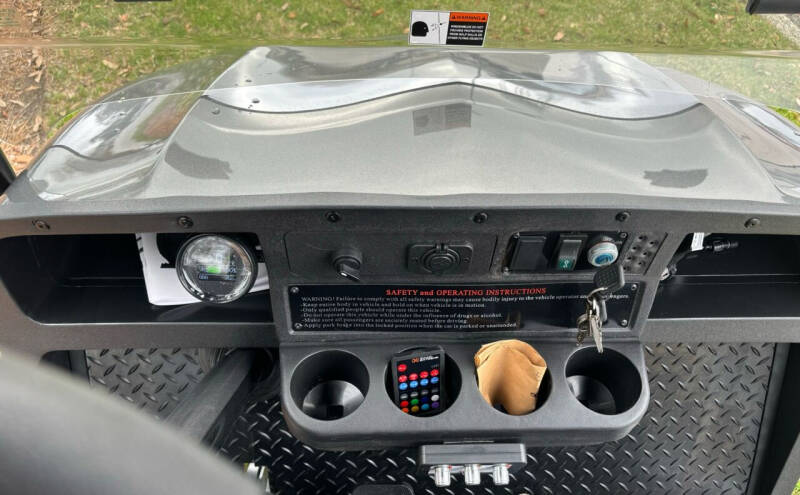 2024 Royal NVS 72V PL4