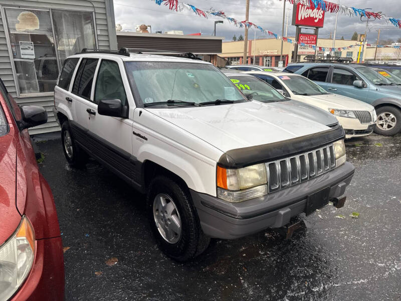 1995 Jeep Grand Cherokee - Image 1